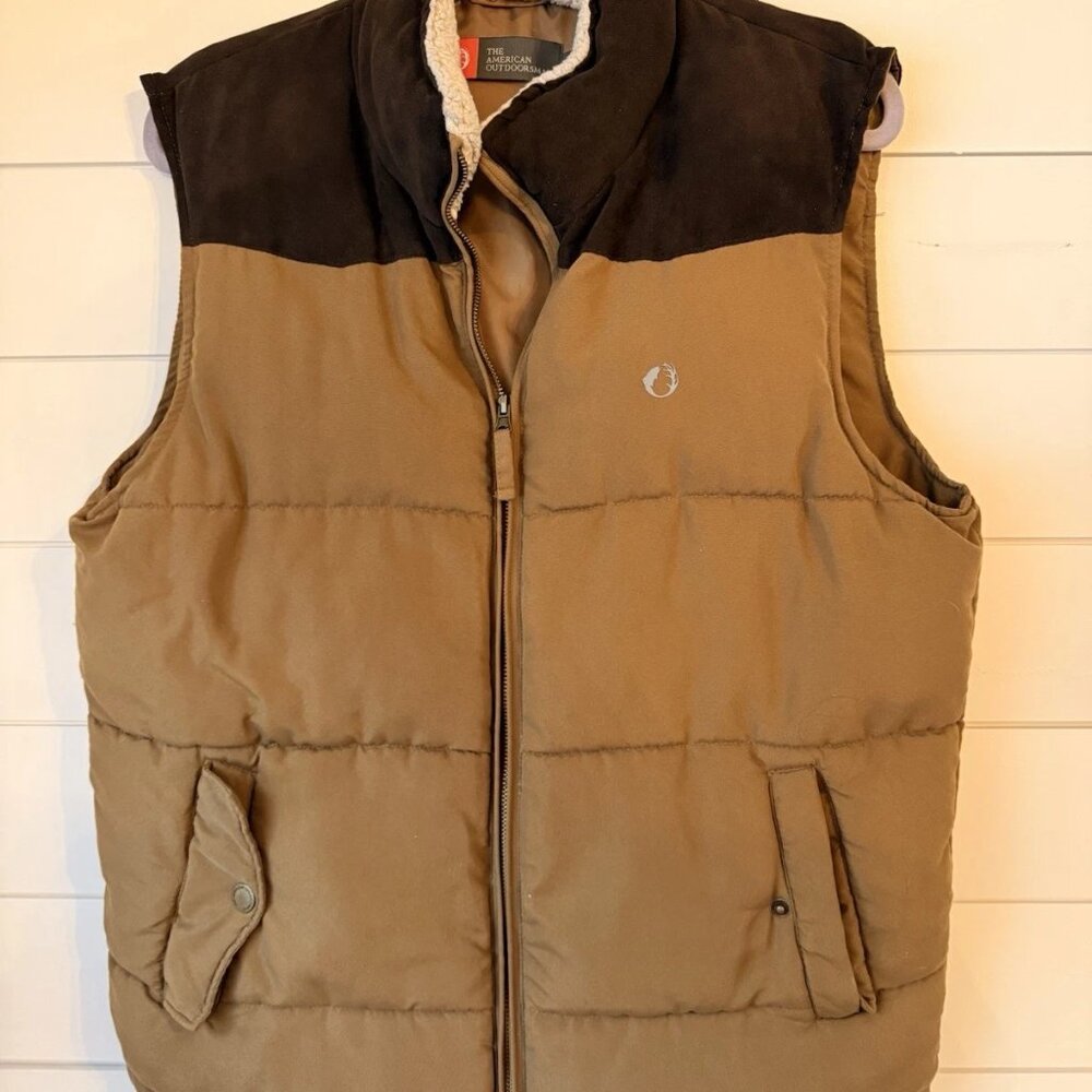 The American Outdoorsman Men's Brown Puffer Vest Full Zip Mid-Length Size S